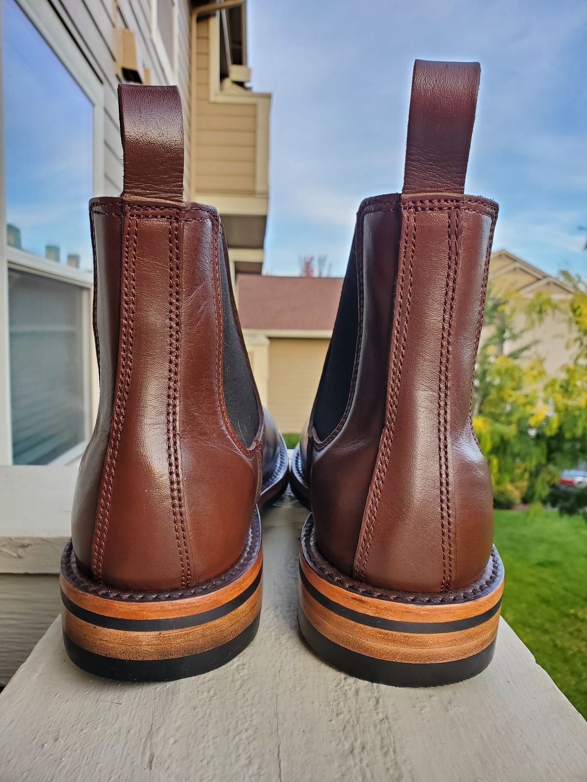 Photo by rey.verde on October 11, 2024 of the Urban Wolf Club Winchester in Brown Bovine Leather.