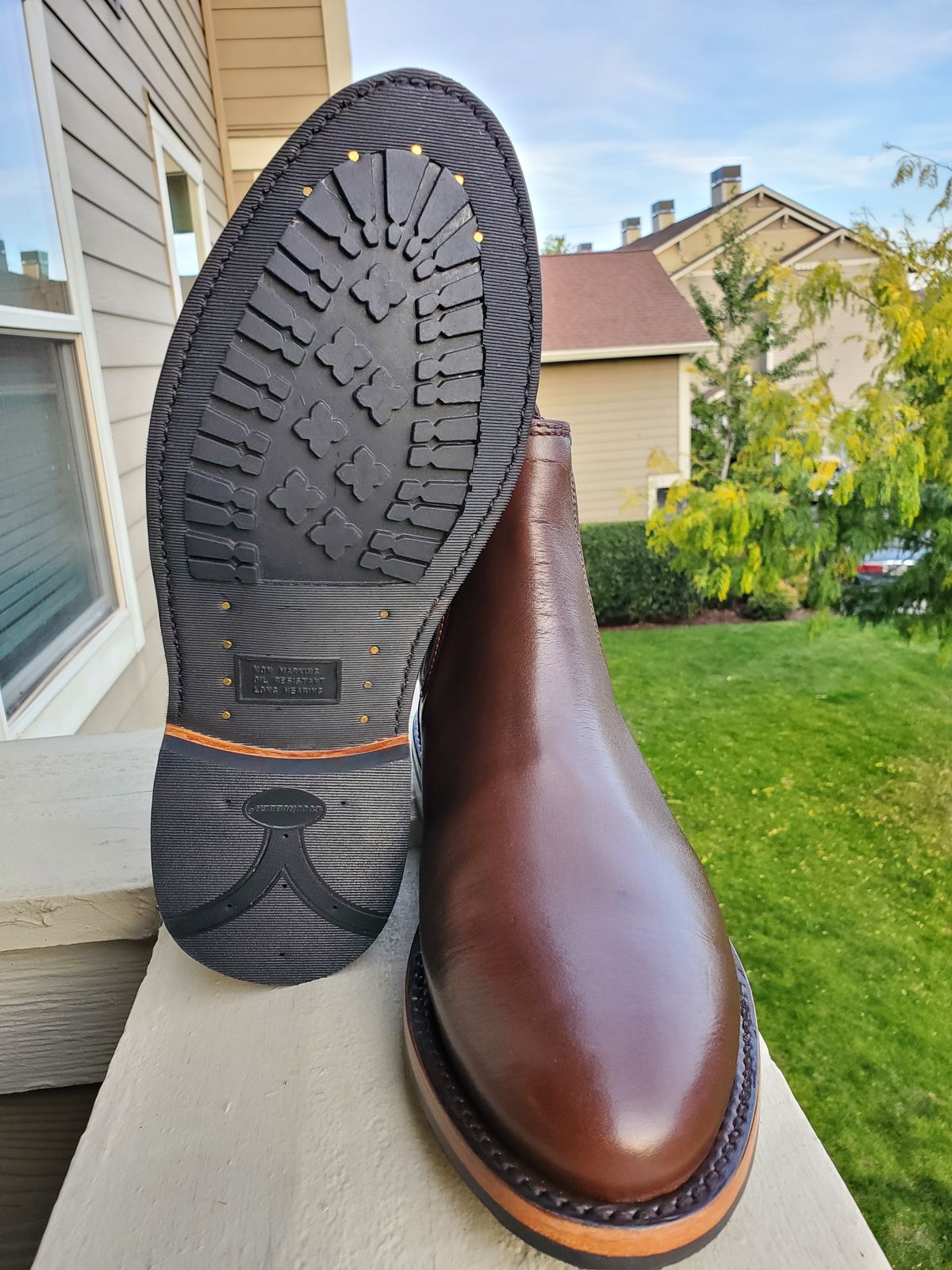 Photo by rey.verde on October 11, 2024 of the Urban Wolf Club Winchester in Brown Bovine Leather.