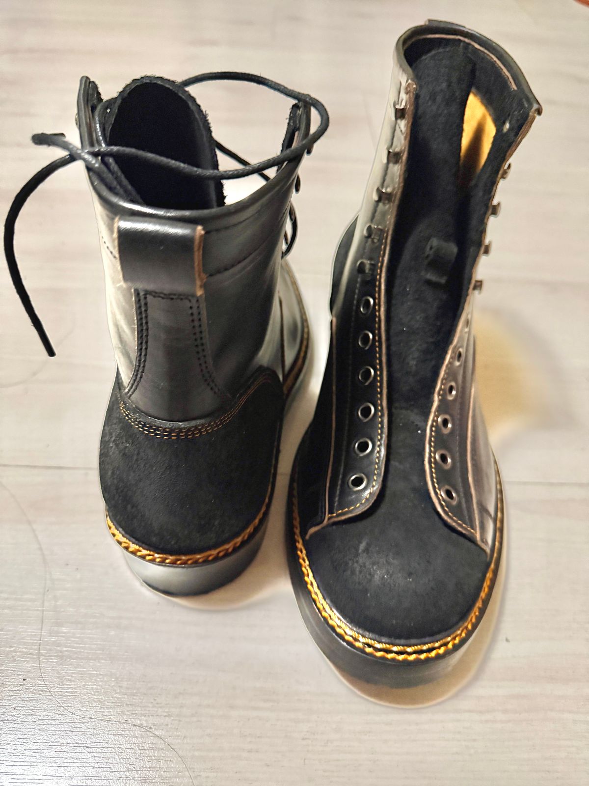Photo by Civil2010 on October 19, 2024 of the Jakkrabbits 7-Inch Tamarin Boots in Shinki Black Teacore Horsebutt.