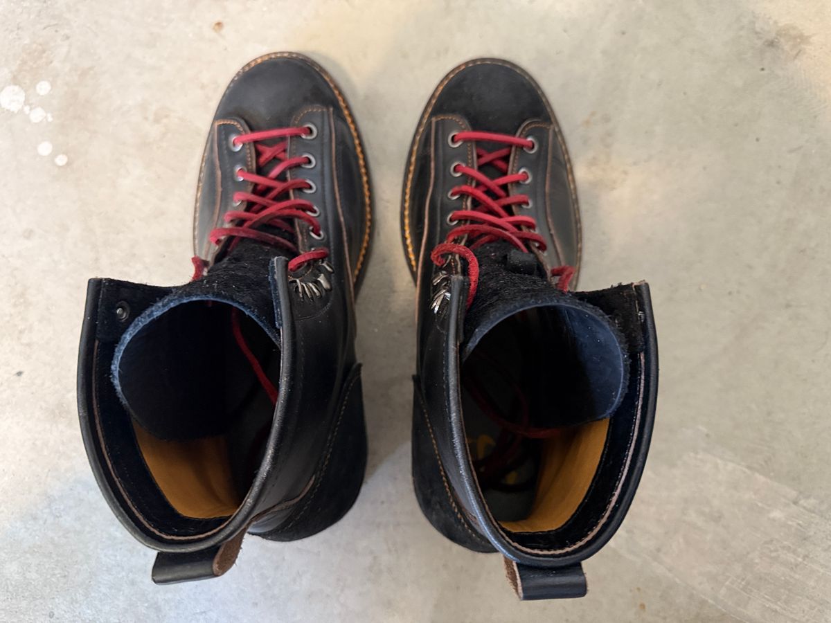 Photo by Civil2010 on November 1, 2024 of the Jakkrabbits 7-Inch Tamarin Boots in Shinki Black Teacore Horsebutt.