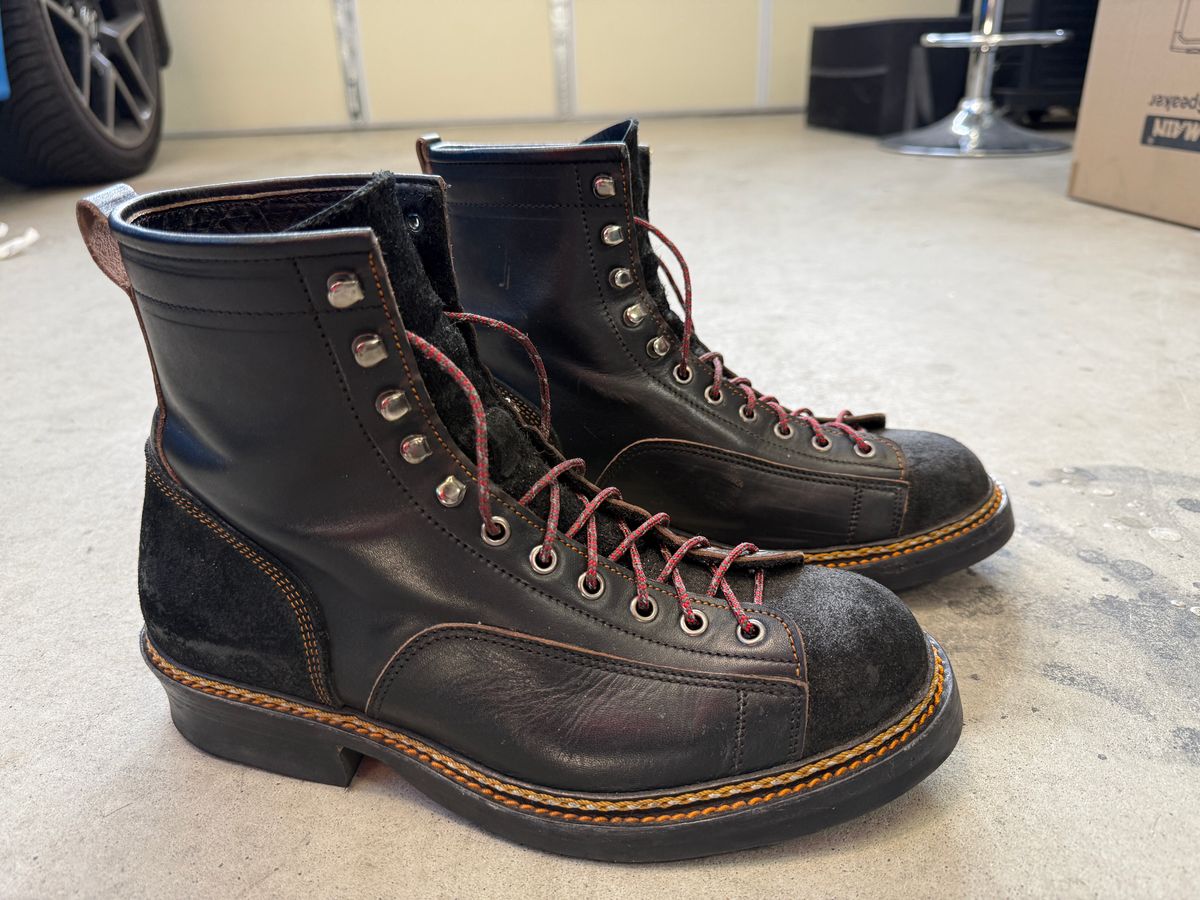 Photo by Civil2010 on January 1, 2025 of the Jakkrabbits 7-Inch Tamarin Boots in Shinki Black Teacore Horsebutt.