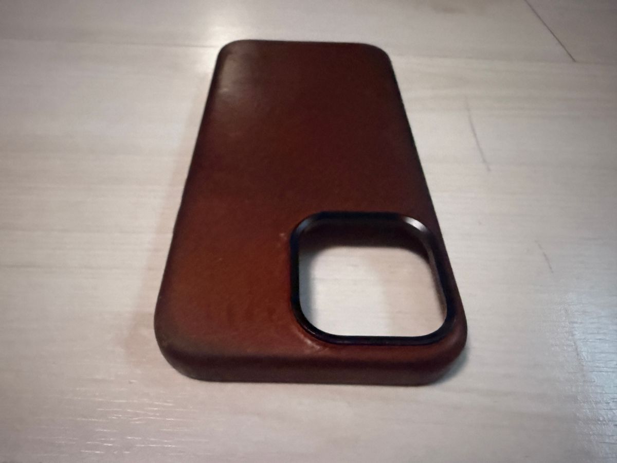 Photo by Civil2010 on February 2, 2026 of the Ryan London iPhone 16 Pro Max Leather Shell in Saddle Brown.