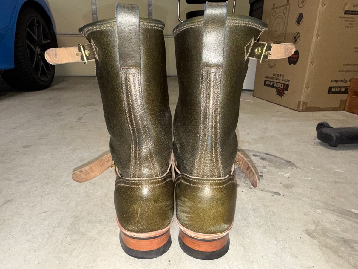 Photo by Civil2010 on November 3, 2025 of the Nicks Brakeman in Horween Greener Pastures Waxed Flesh.