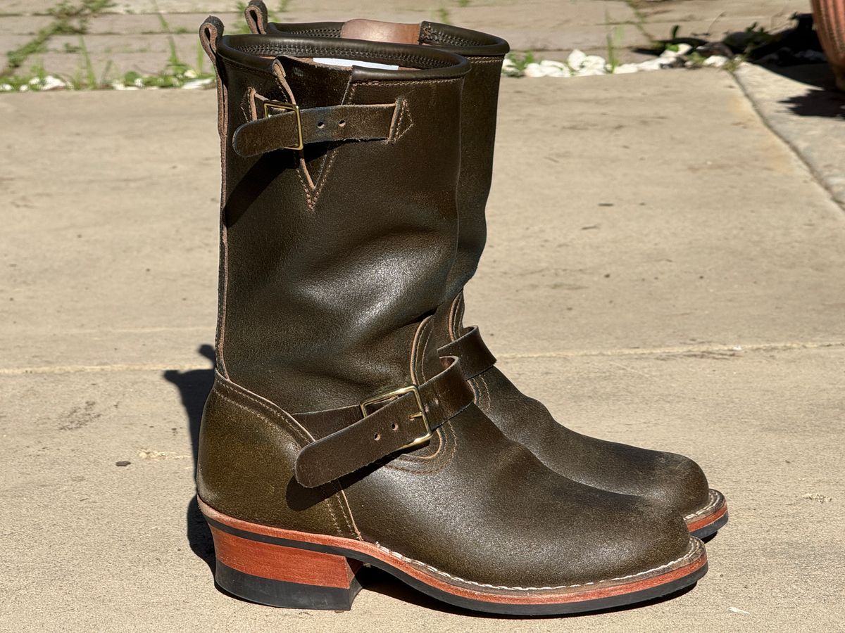 Photo by Civil2010 on December 1, 2025 of the Nicks Brakeman in Horween Greener Pastures Waxed Flesh.