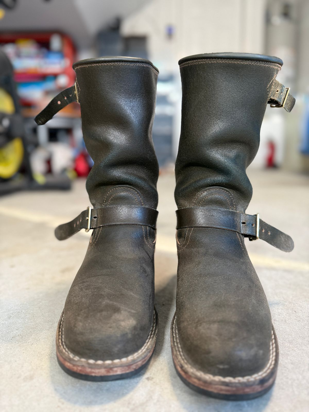 Photo by Civil2010 on April 3, 2026 of the Nicks Brakeman in Horween Greener Pastures Waxed Flesh.