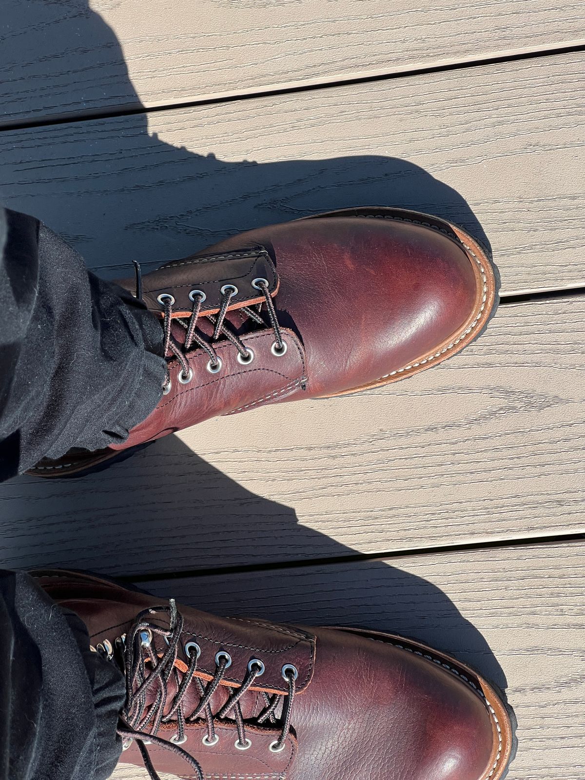 Photo by mrdibs on September 24, 2022 of the Red Wing 4585 Logger in S.B. Foot Briar Oil Slick.