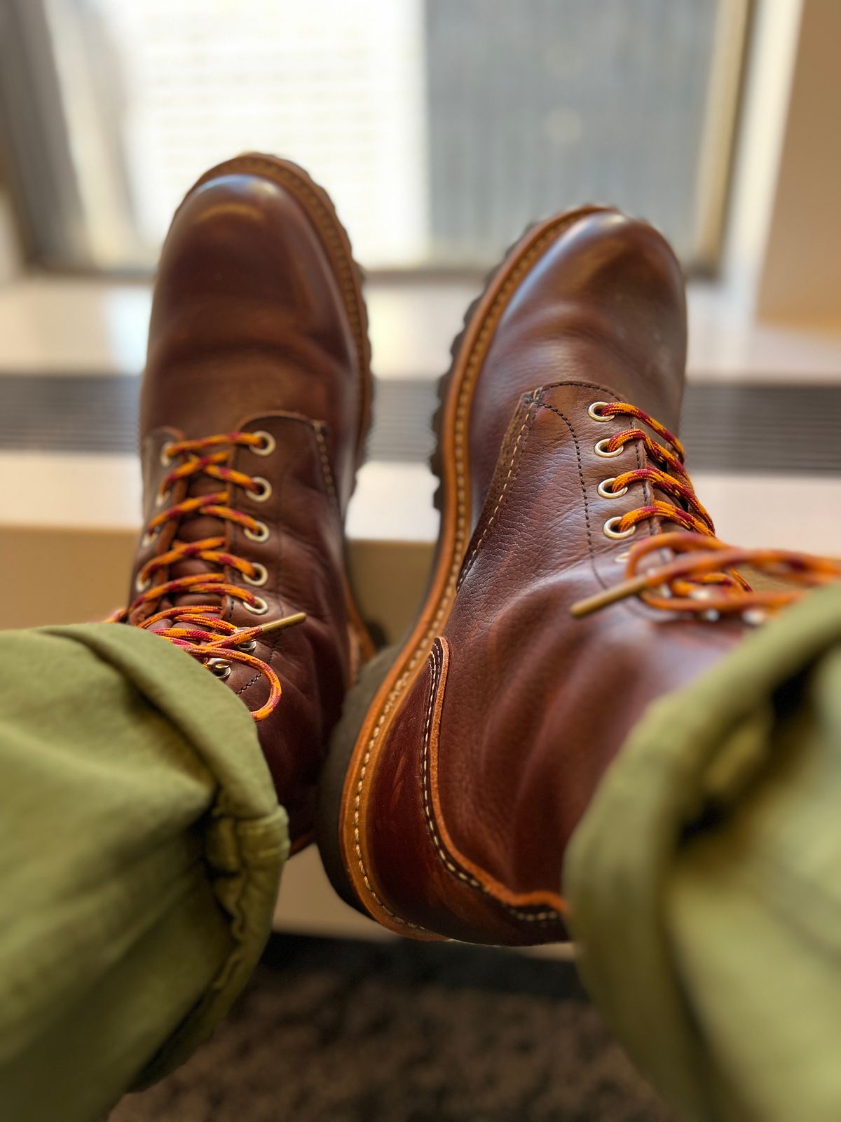 Photo by mrdibs on October 12, 2022 of the Red Wing 4585 Logger in S.B. Foot Briar Oil Slick.