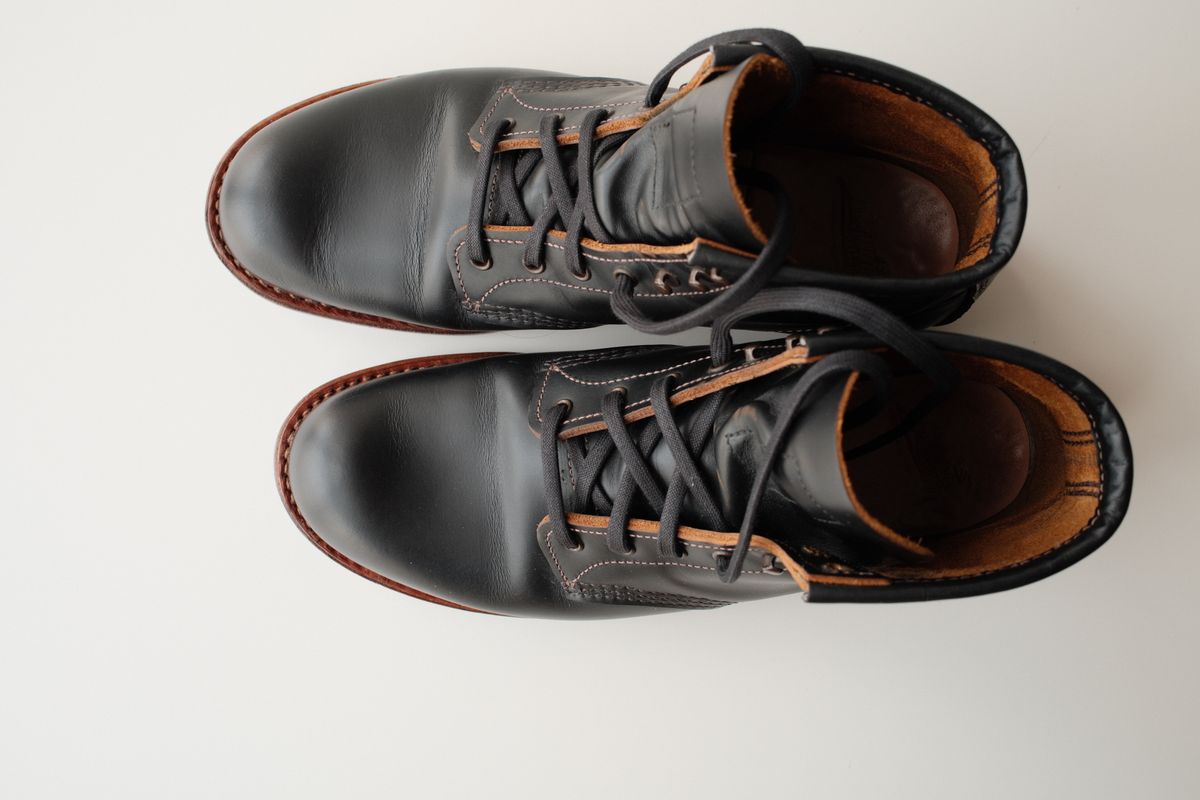 Photo by hakimalias on November 4, 2025 of the Red Wing Beckman Flatbox in S.B. Foot Black Klondike.