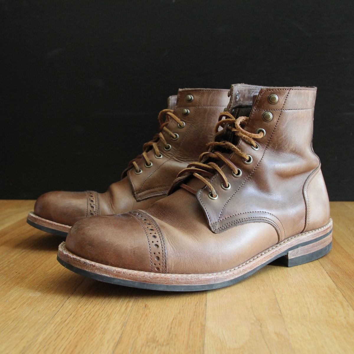 Photo by jugglemank on December 5, 2024 of the Oak Street Bootmakers Cap-Toe Trench Boot in Horween Natural Chromexcel.