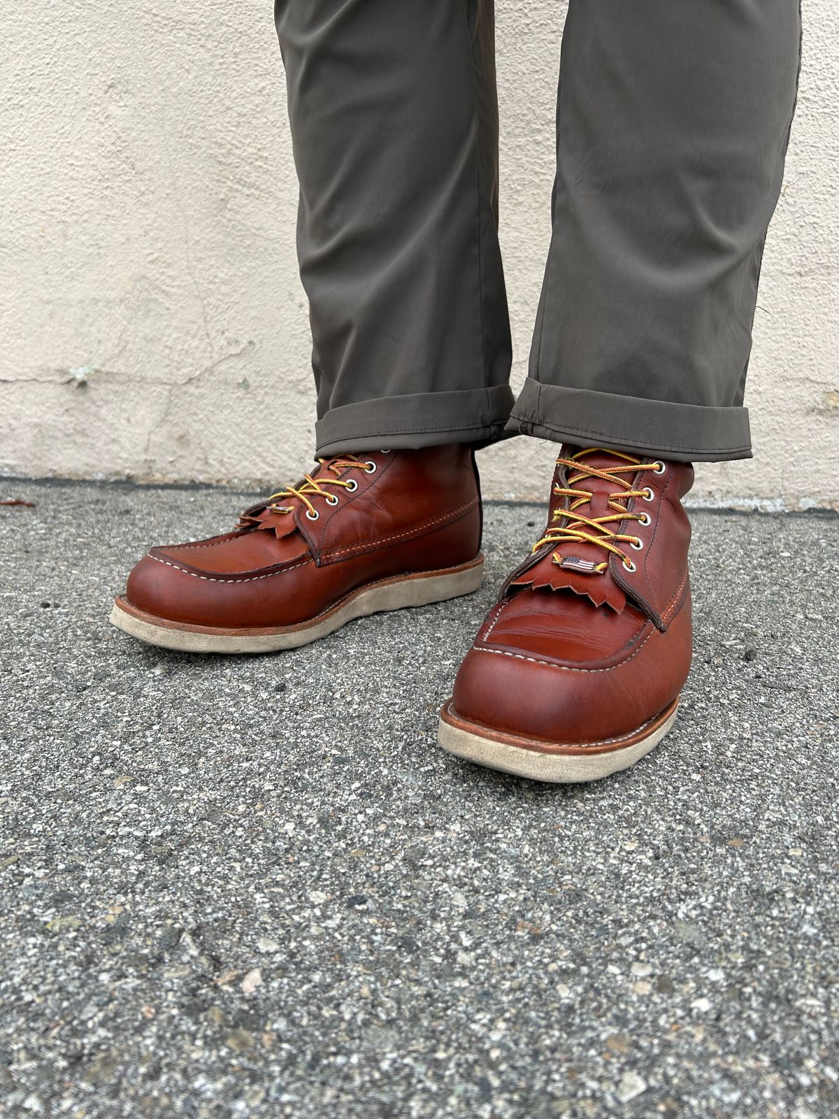 Photo by sjboots on June 11, 2024 of the Red Wing 8-Inch Classic Moc in S.B. Foot Oro Legacy.