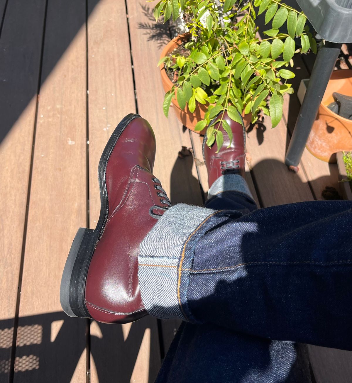 Photo by tomsbarkingdogs on September 17, 2025 of the Alden Plain Toe Boot in Horween Burgundy Calfskin.