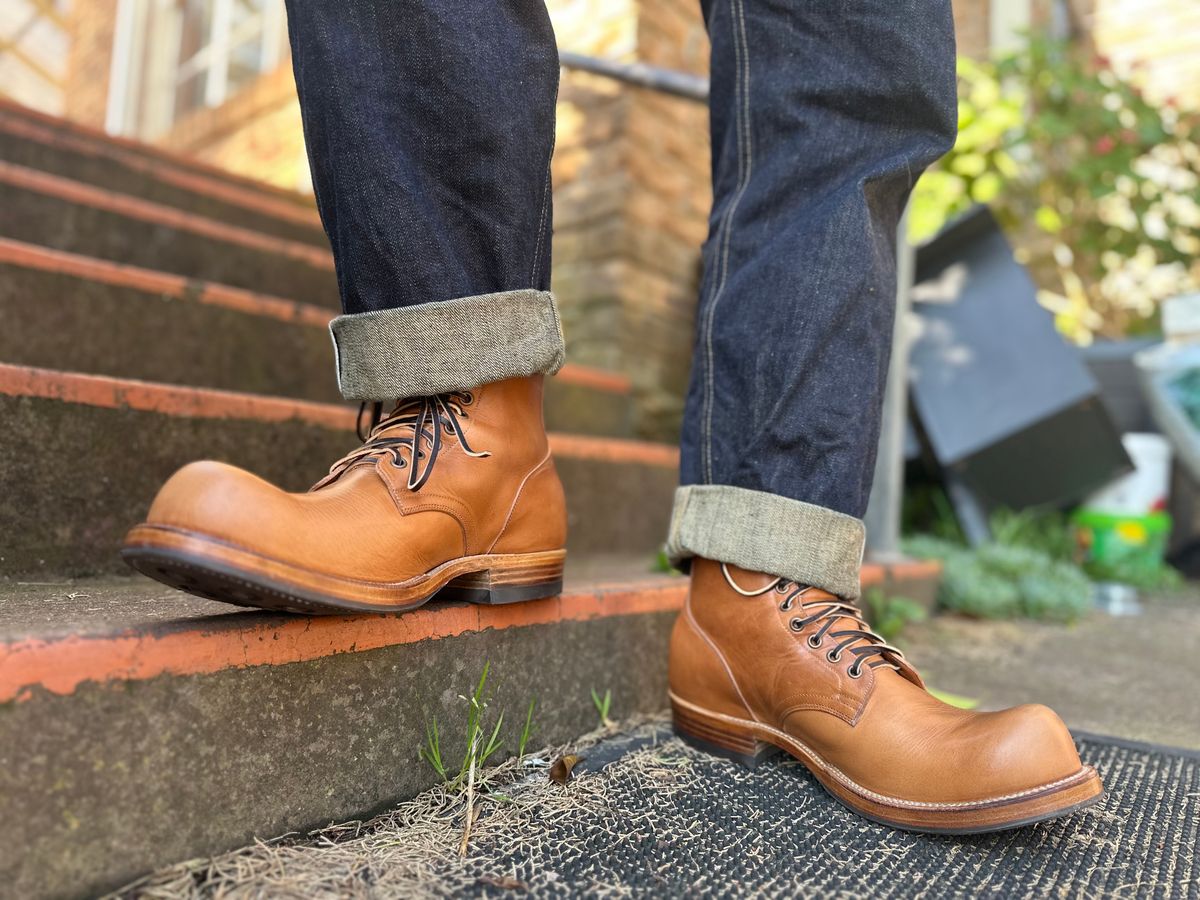 Photo by Abel on September 27, 2024 of the Viberg Service Boot in Horween Natural Wooly Chromexcel.