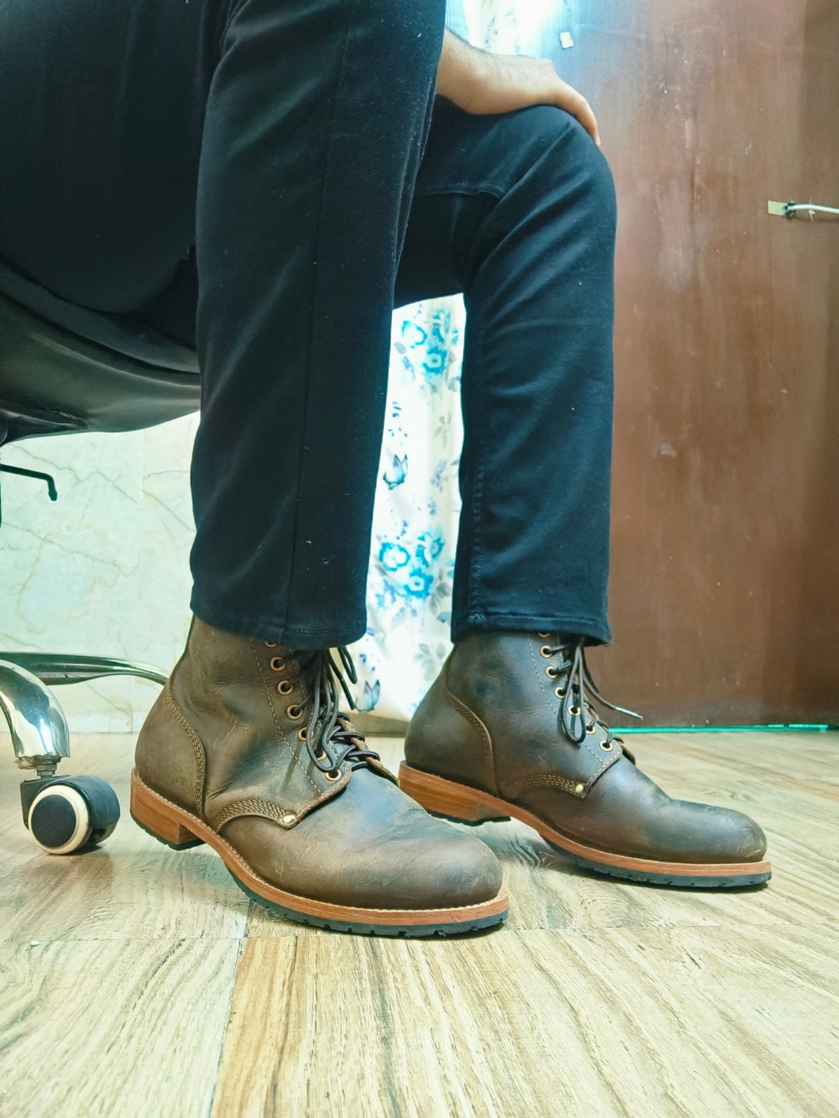 Photo by Nakul on May 6, 2025 of the Craft & Glory 1943 Service Boots in Full Grain Waxed Water Buffalo.