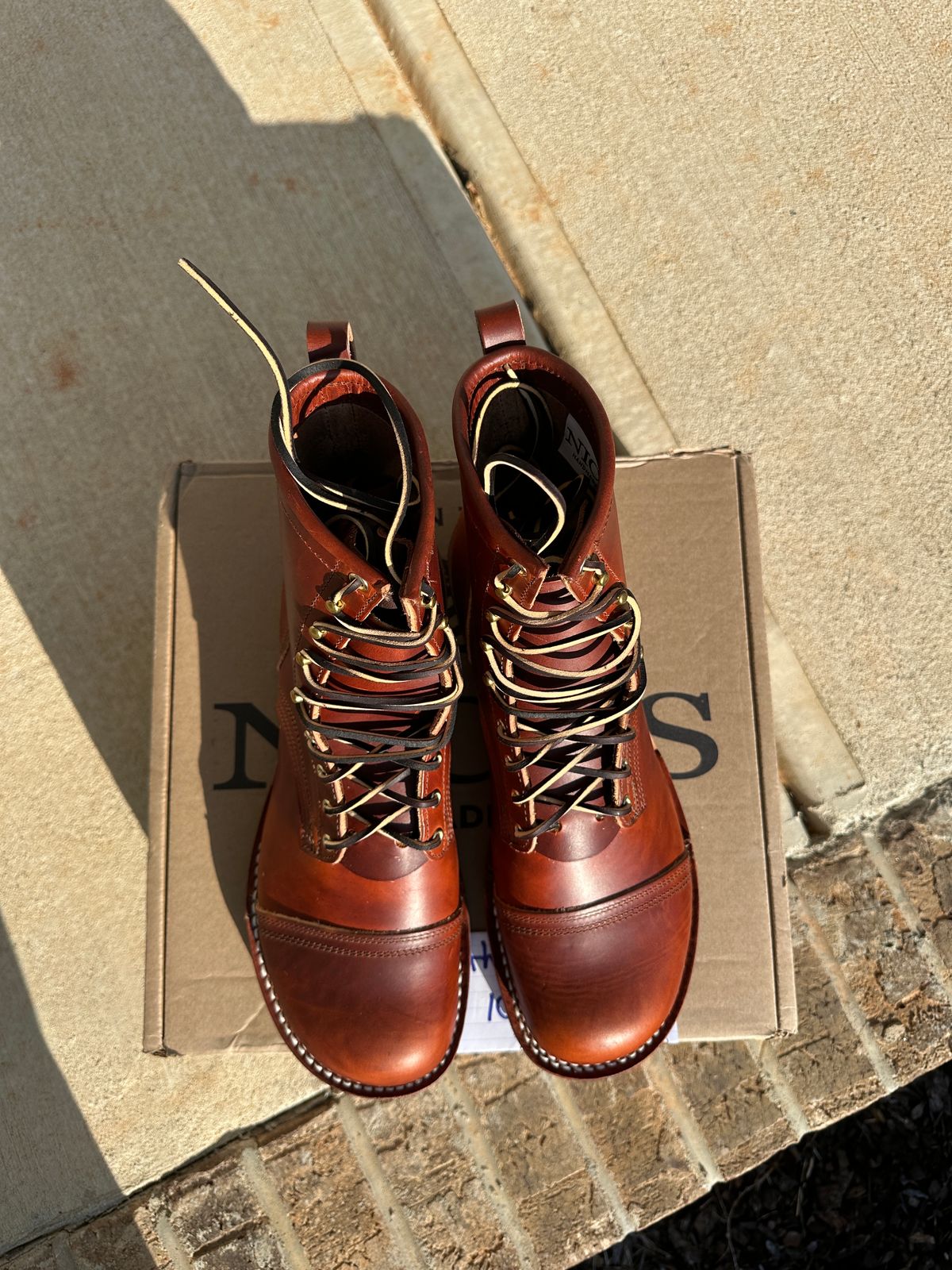 Photo by rnhathaway on October 3, 2024 of the Nicks MTO in Wickett & Craig Tan Oiled Latigo.