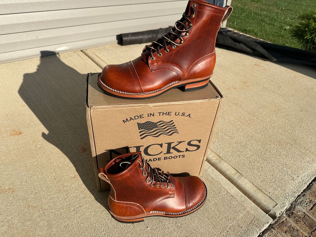 Photo by rnhathaway on October 3, 2024 of the Nicks MTO in Wickett & Craig Tan Oiled Latigo.