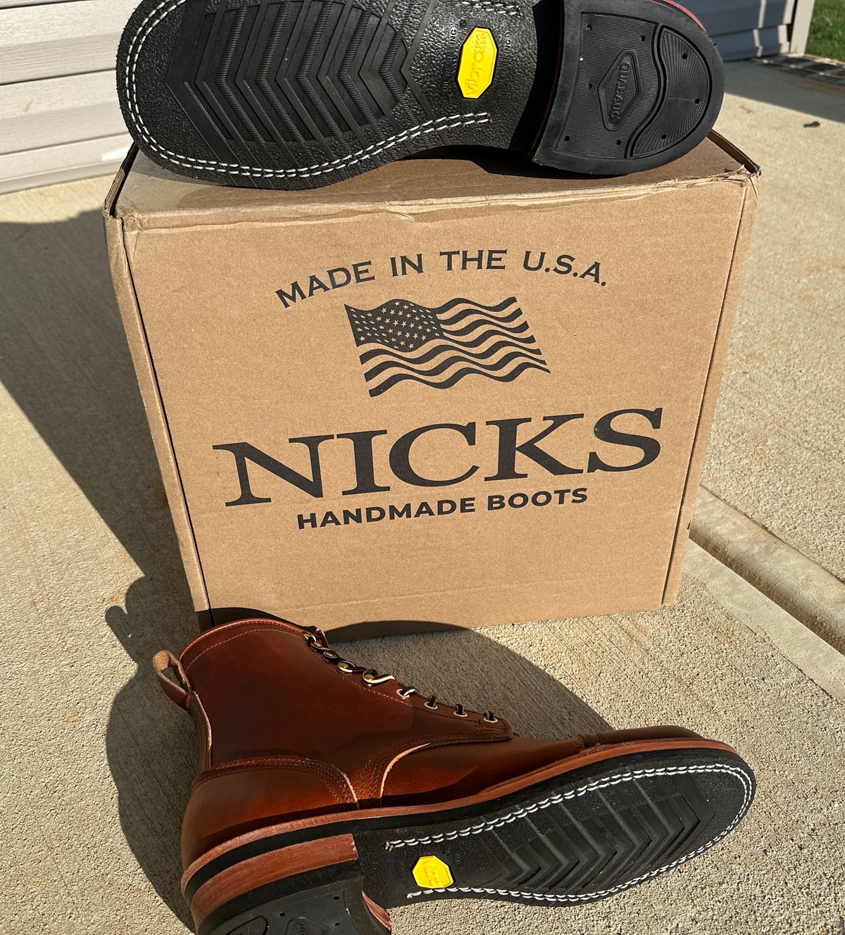 Photo by rnhathaway on October 3, 2024 of the Nicks MTO in Wickett & Craig Tan Oiled Latigo.