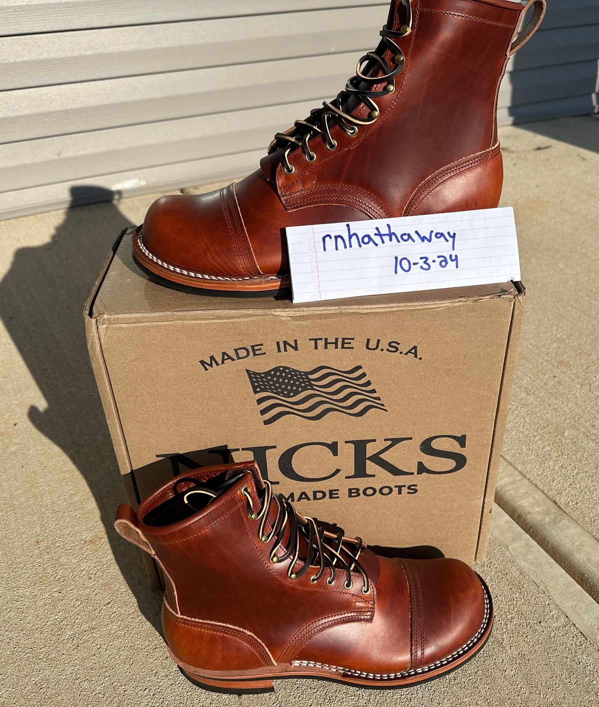 Photo by rnhathaway on October 3, 2024 of the Nicks MTO in Wickett & Craig Tan Oiled Latigo.