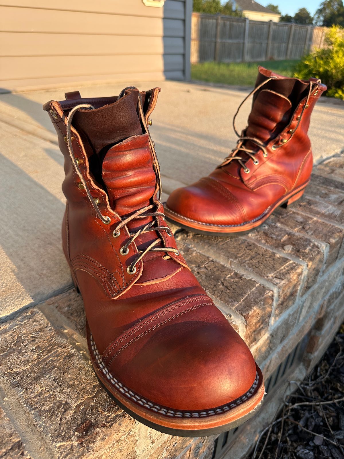 Photo by rnhathaway on October 12, 2024 of the Nicks MTO in Wickett & Craig Tan Oiled Latigo.