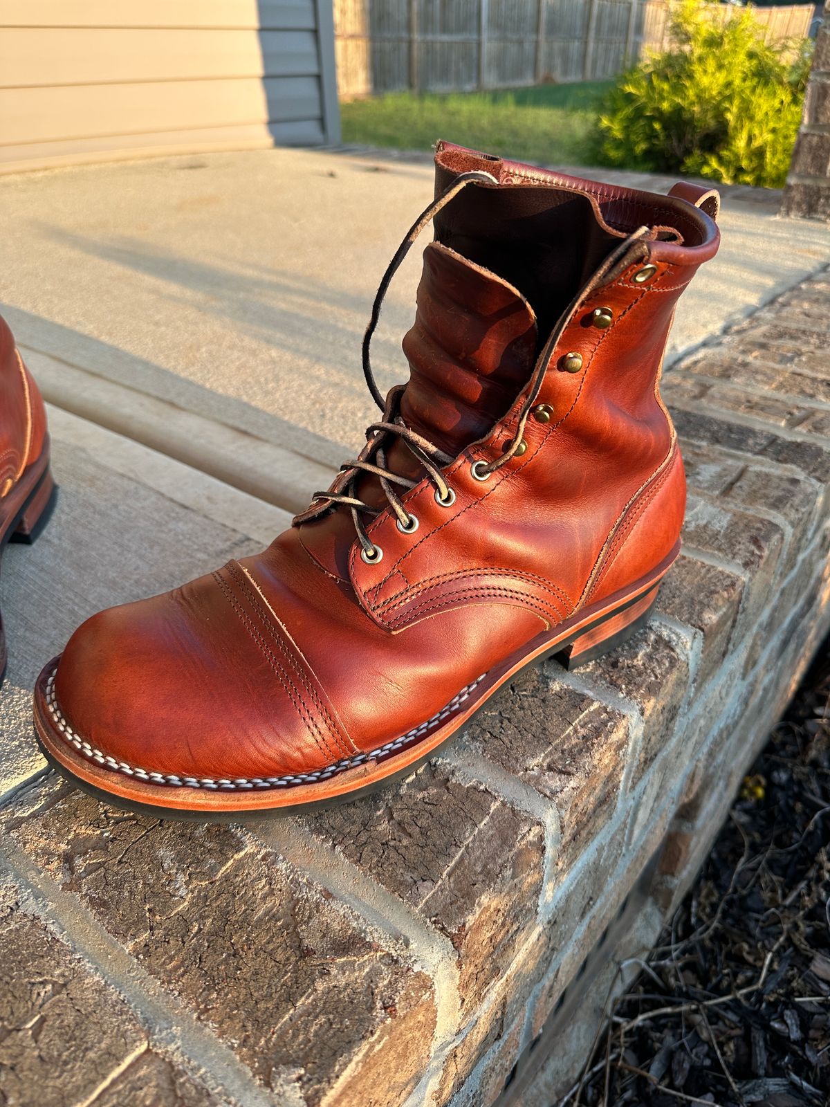 Photo by rnhathaway on October 12, 2024 of the Nicks MTO in Wickett & Craig Tan Oiled Latigo.