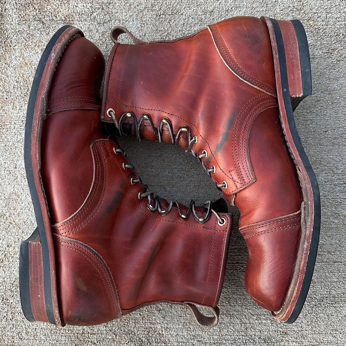 Photo by rnhathaway on December 2, 2024 of the Nicks MTO in Wickett & Craig Tan Oiled Latigo.