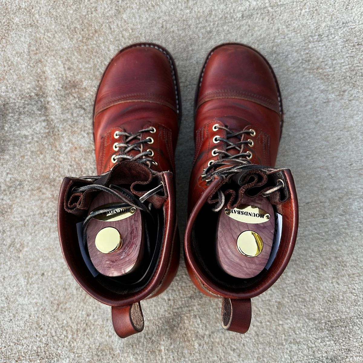 Photo by rnhathaway on December 2, 2024 of the Nicks MTO in Wickett & Craig Tan Oiled Latigo.