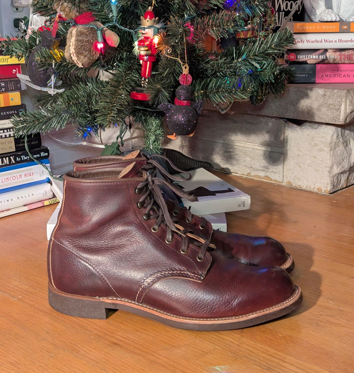 Photo by FunkyColdPatina on December 2, 2024 of the Red Wing Blacksmith in S.B. Foot Briar Oil Slick.