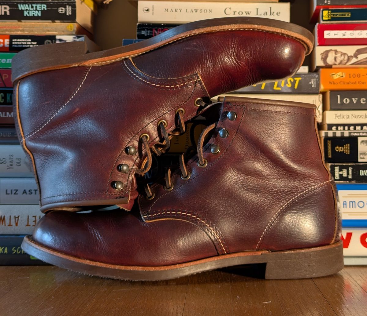 Photo by FunkyColdPatina on January 3, 2025 of the Red Wing Blacksmith in S.B. Foot Briar Oil Slick.