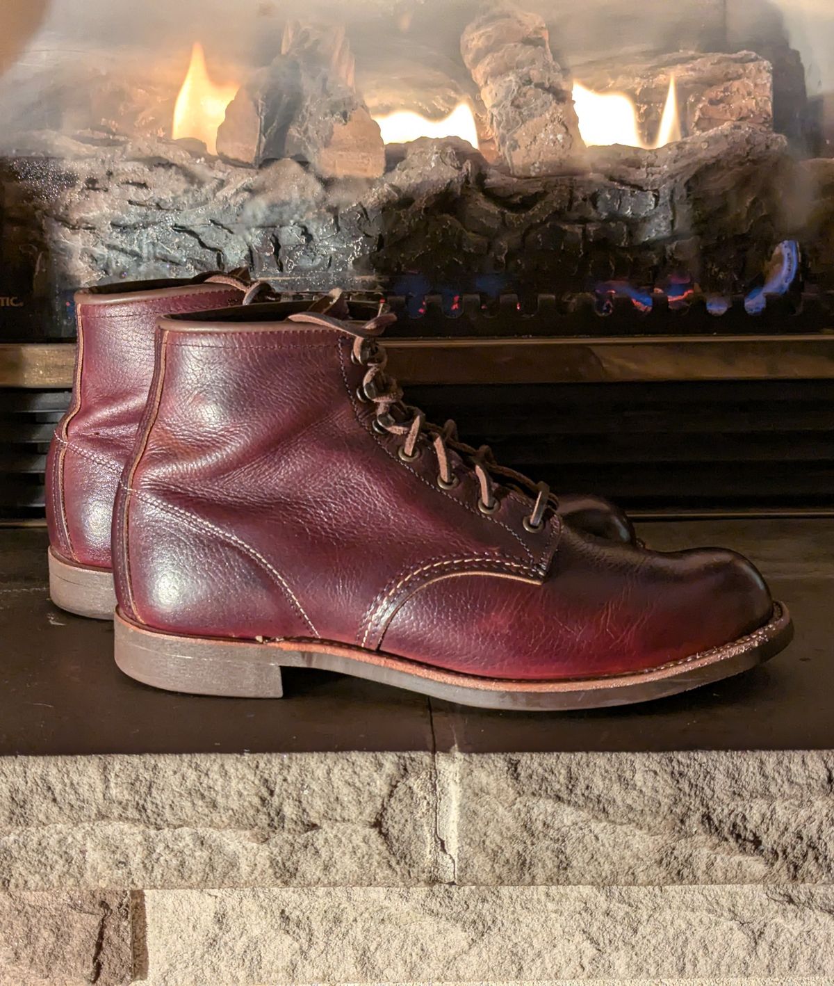 Photo by FunkyColdPatina on February 4, 2025 of the Red Wing Blacksmith in S.B. Foot Briar Oil Slick.