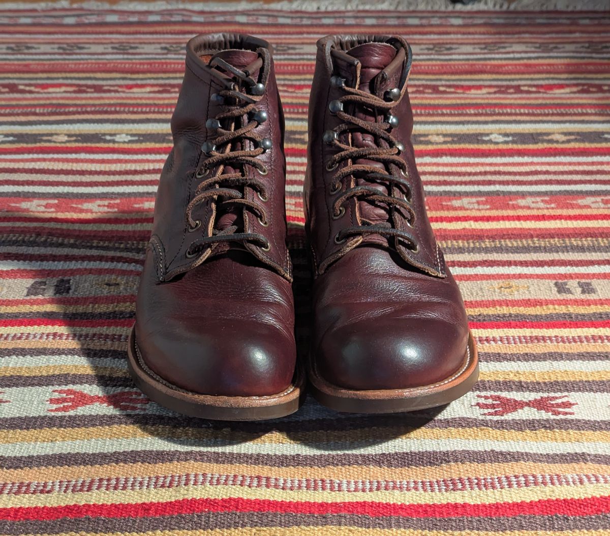 Photo by FunkyColdPatina on March 4, 2025 of the Red Wing Blacksmith in S.B. Foot Briar Oil Slick.