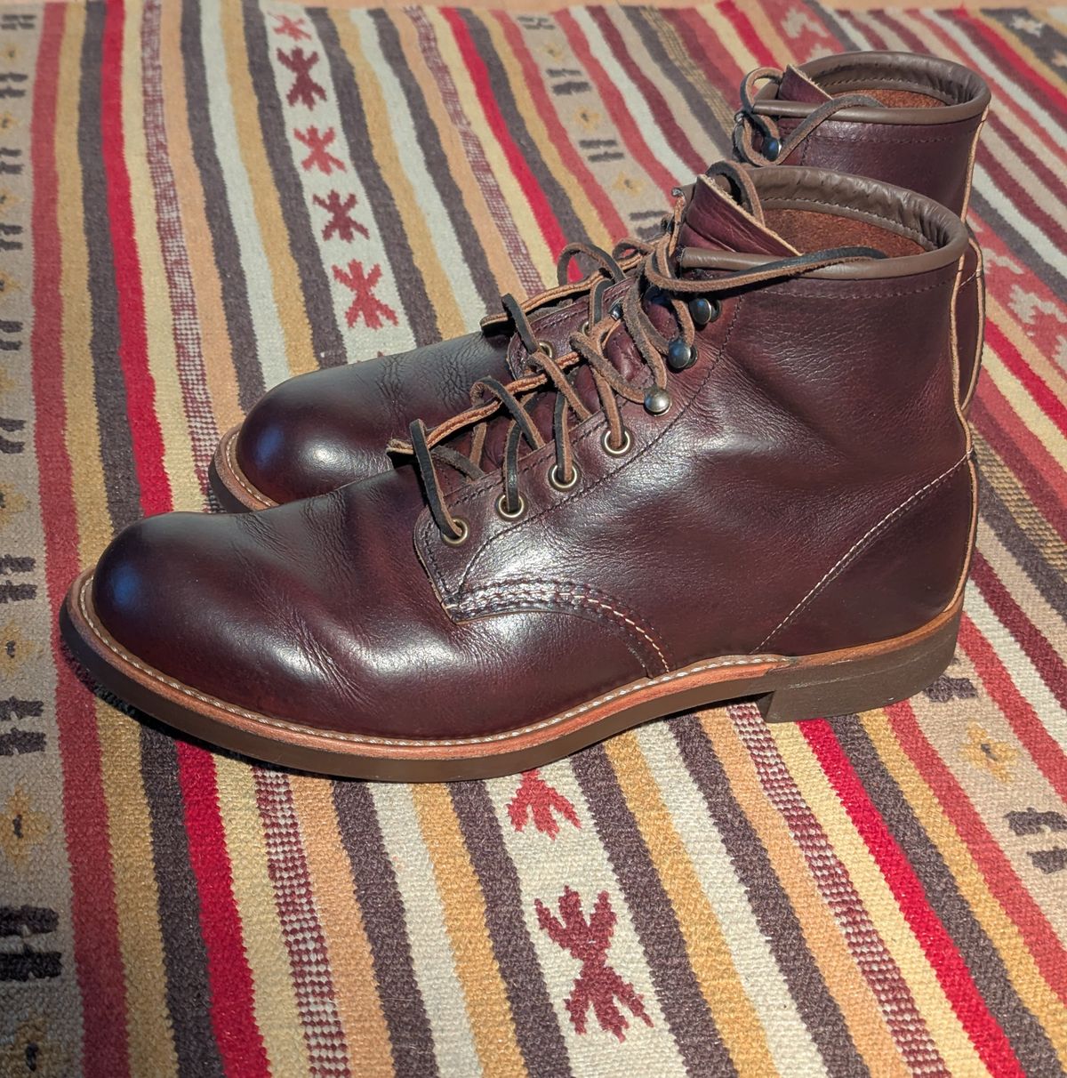 Photo by FunkyColdPatina on March 4, 2025 of the Red Wing Blacksmith in S.B. Foot Briar Oil Slick.