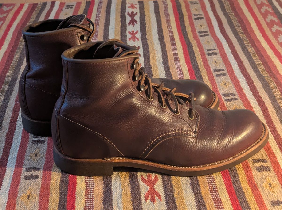 Photo by FunkyColdPatina on March 4, 2025 of the Red Wing Blacksmith in S.B. Foot Briar Oil Slick.