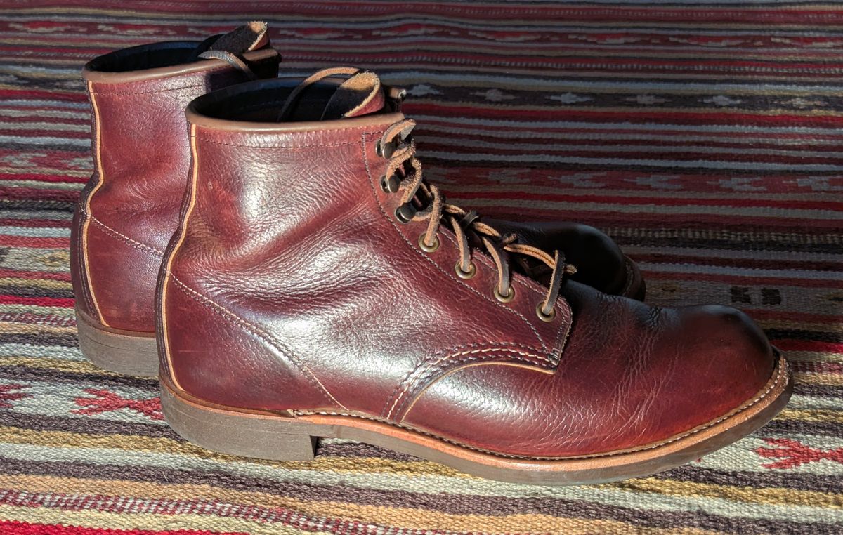 Photo by FunkyColdPatina on April 5, 2025 of the Red Wing Blacksmith in S.B. Foot Briar Oil Slick.