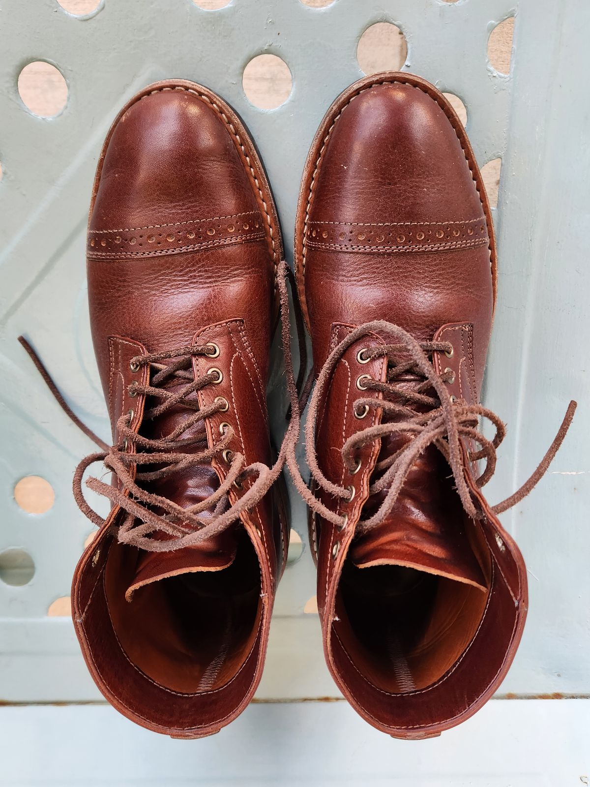 Photo by spyder550 on March 2, 2025 of the Oak Street Bootmakers Lakeshore Jump Boot in Badalassi Carlo Garret Cotto.