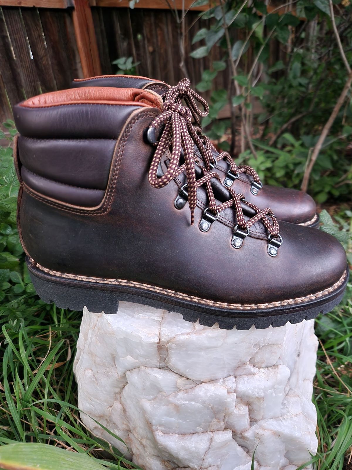 Photo by spyder550 on October 2, 2025 of the Valli Shoes Anfibio Model 075 in Italian Greased Cowhide.