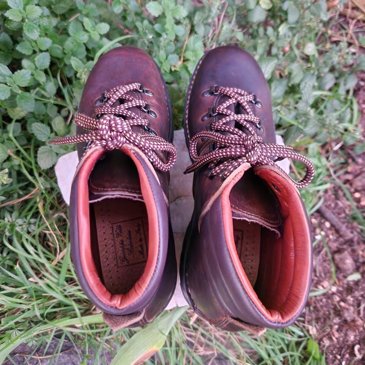 Photo by spyder550 on October 2, 2025 of the Valli Shoes Anfibio Model 075 in Italian Greased Cowhide.