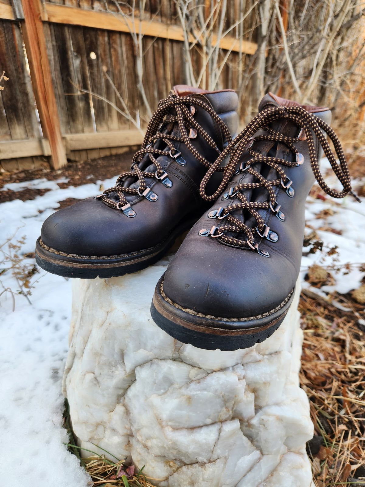 Photo by spyder550 on January 19, 2026 of the Valli Shoes Anfibio Model 075 in Italian Greased Cowhide.