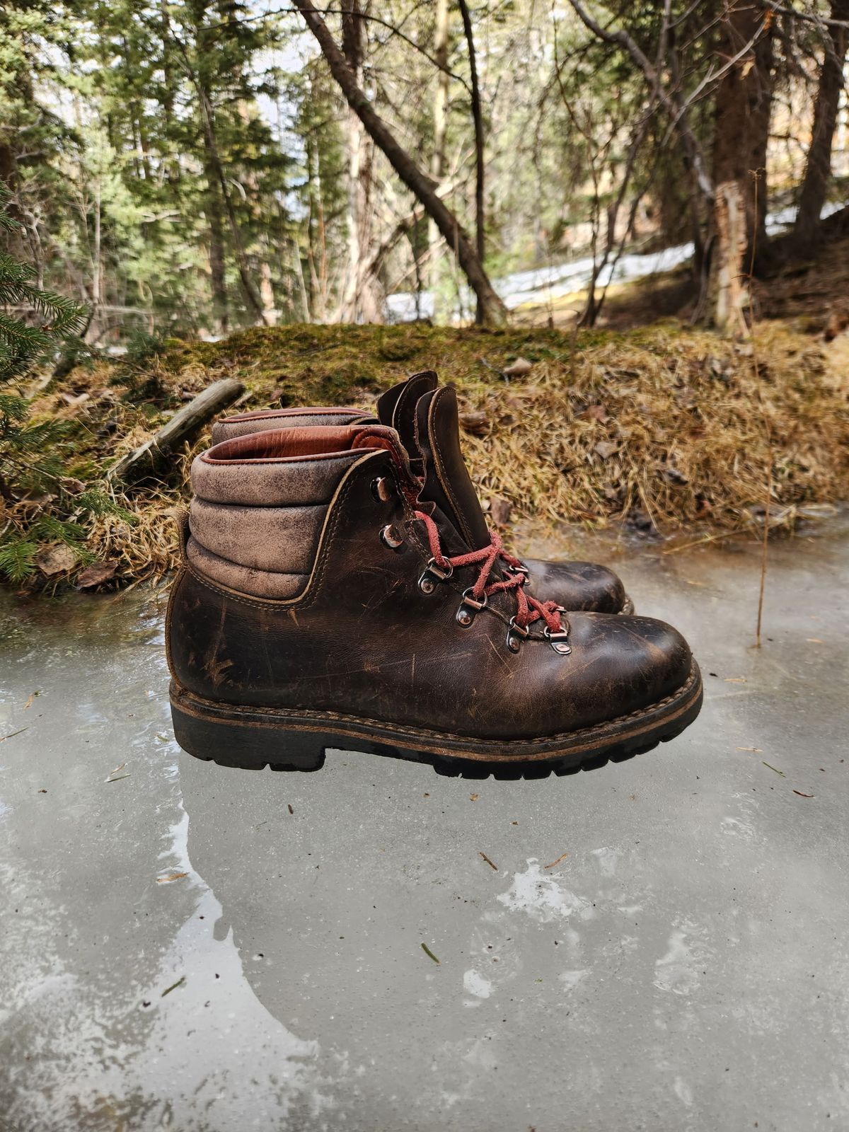 Photo by spyder550 on March 5, 2026 of the Valli Shoes Anfibio Model 075 in Italian Greased Cowhide.