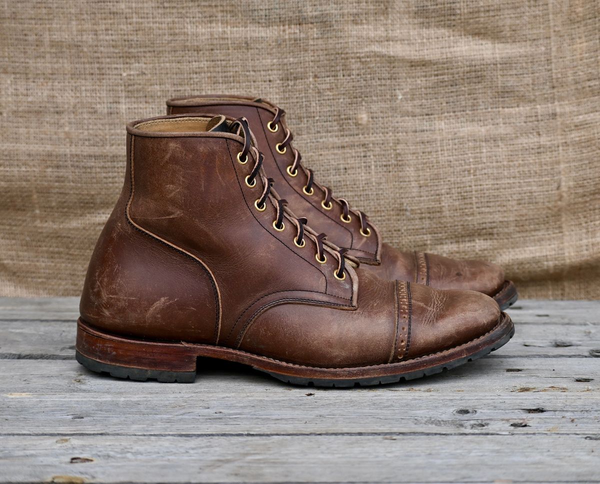 Photo by kaldisgoat on December 1, 2025 of the Sagara Legatant in Amber Arborwax.