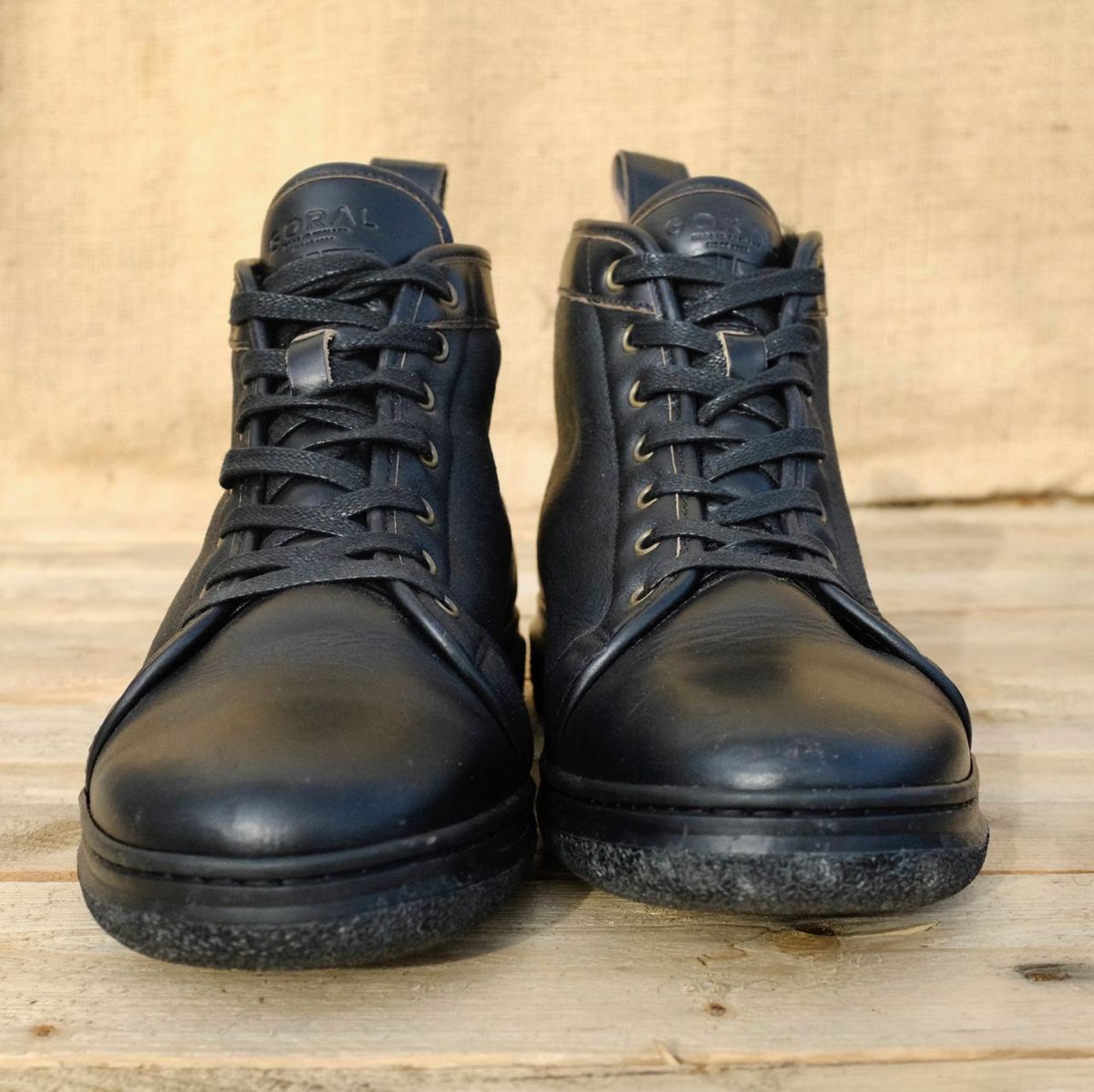 Photo by kaldisgoat on January 10, 2025 of the Goral x Rose Anvil Muggs in Horween Black Chromexcel & Shearling.