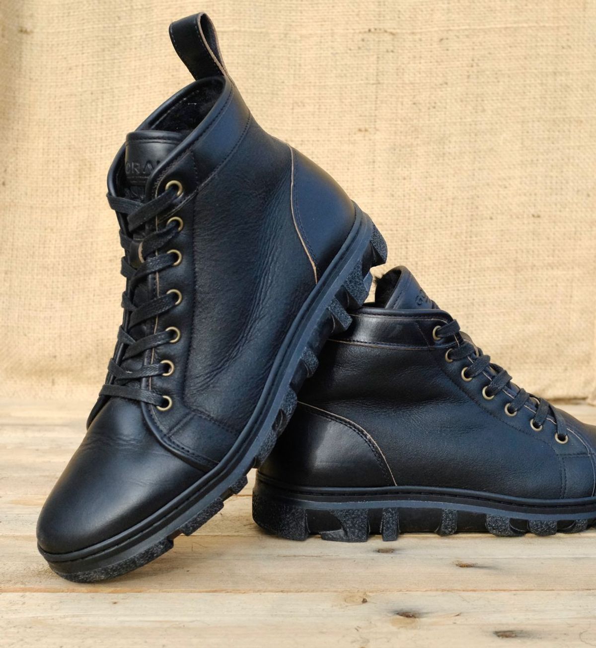 Photo by kaldisgoat on January 10, 2025 of the Goral x Rose Anvil Muggs in Horween Black Chromexcel & Shearling.
