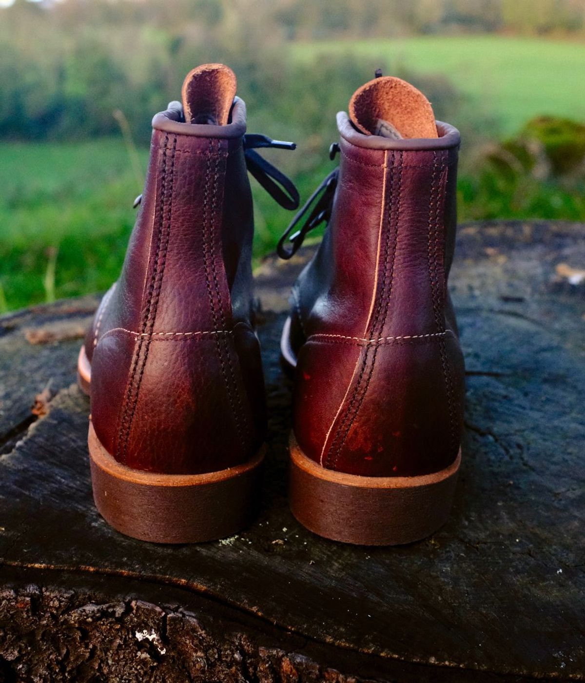 Photo by kaldisgoat on November 1, 2024 of the Red Wing Blacksmith in S.B. Foot Briar Oil Slick.