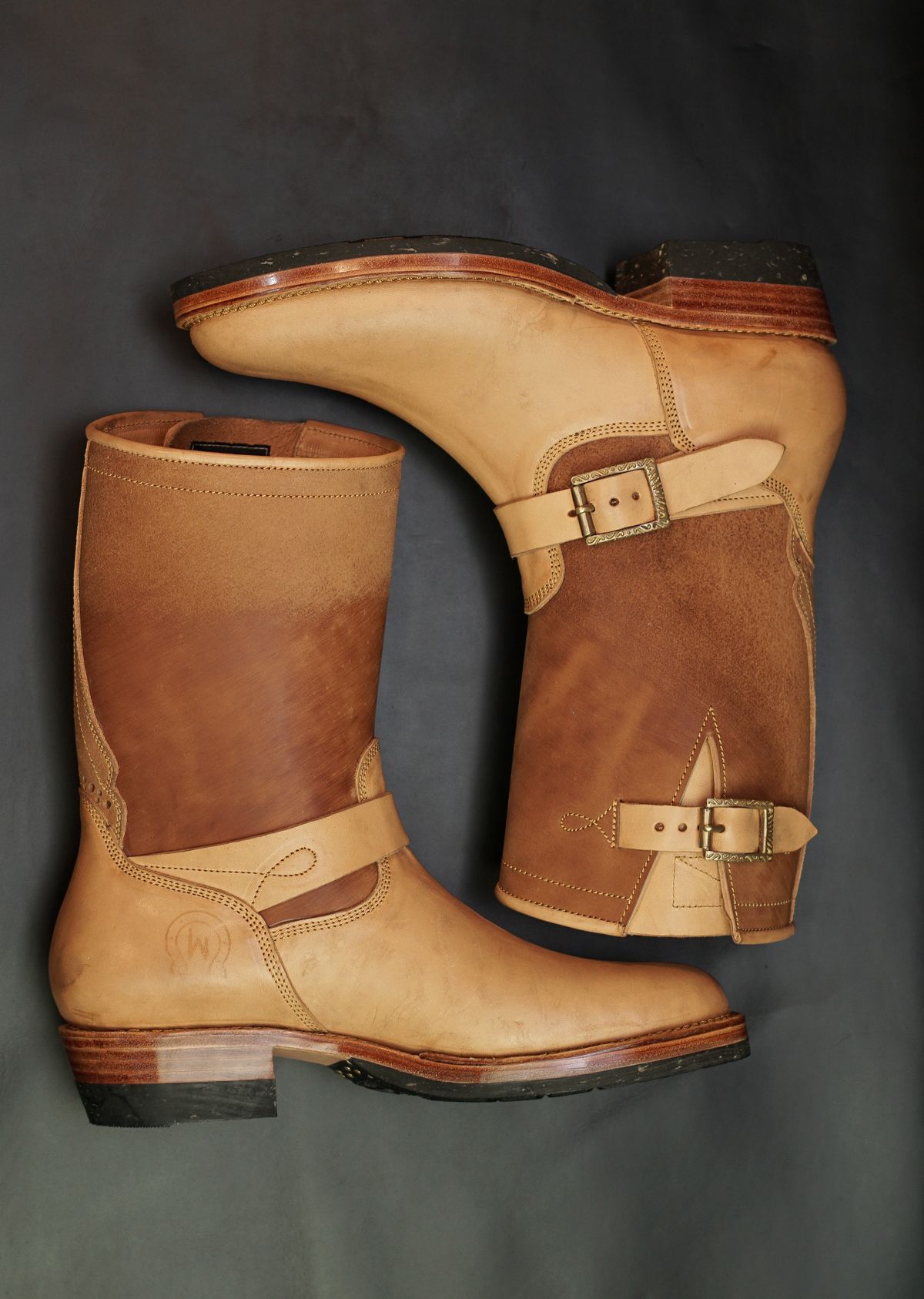 Photo by justinbrown184 on October 4, 2025 of the Fortis Boots Engineer Boots Yudistira in HB Reverse Natural Crust.