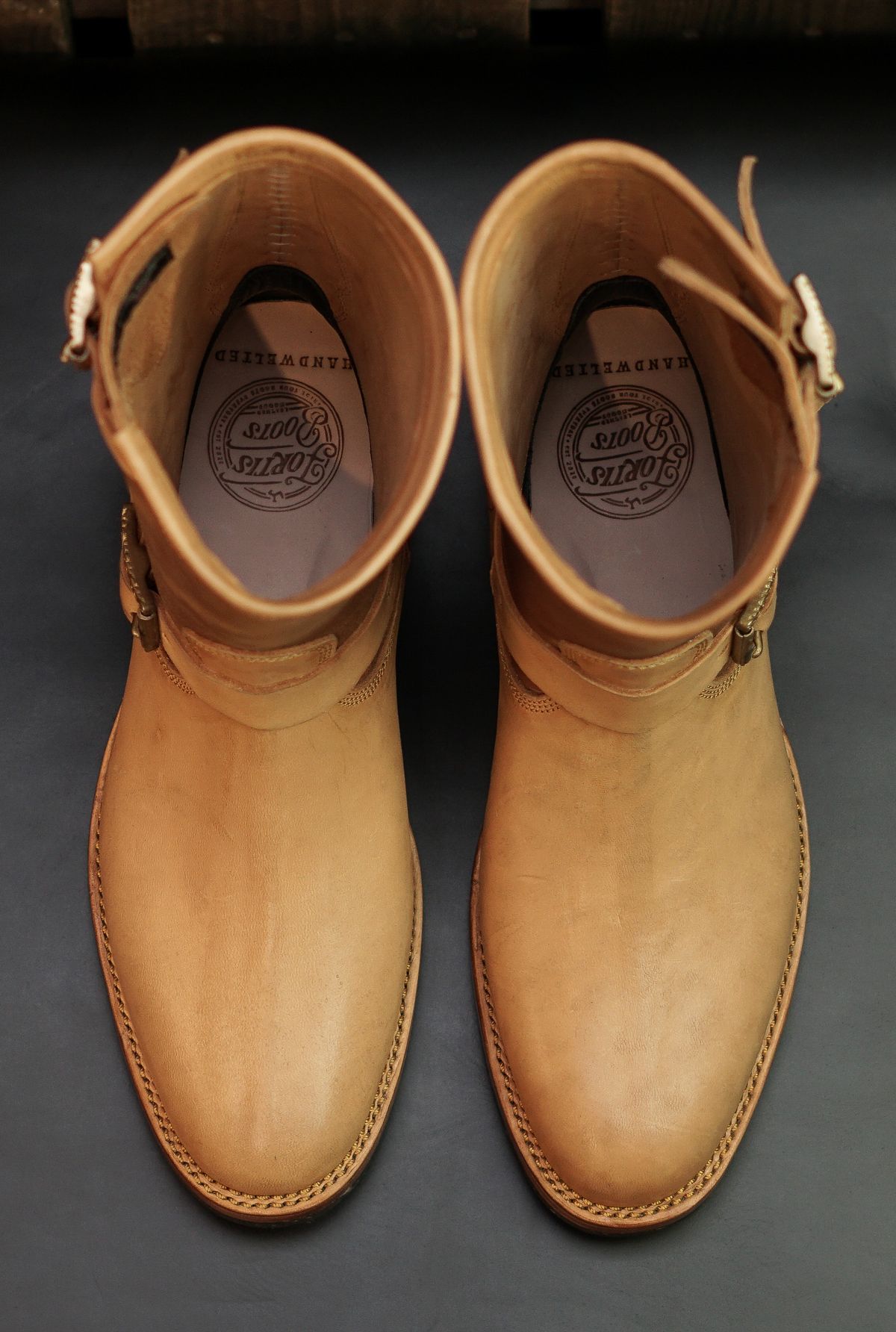 Photo by justinbrown184 on October 4, 2025 of the Fortis Boots Engineer Boots Yudistira in HB Reverse Natural Crust.