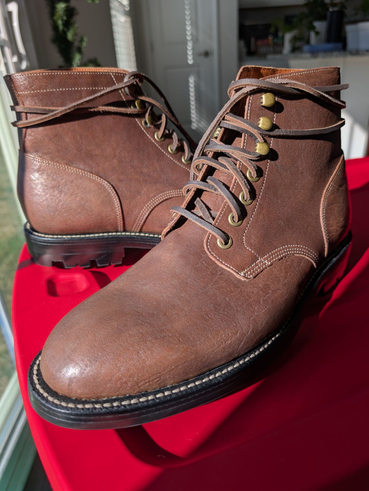 Photo by matt47 on November 16, 2025 of the Grant Stone Diesel Boot in Maryam Chocolate Washed Horsehide.