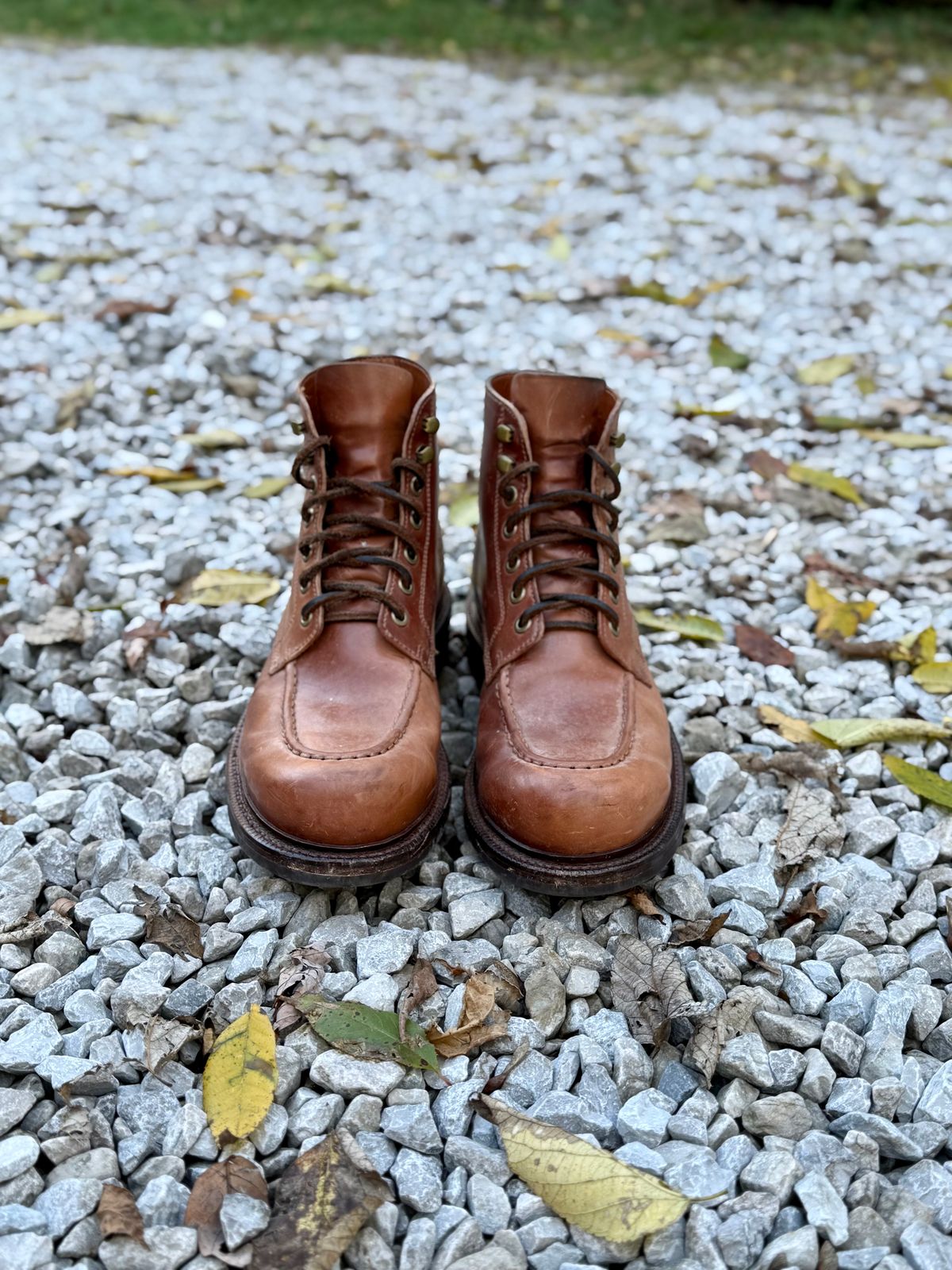 Photo by 10000yearsago on November 3, 2025 of the Grant Stone Brass Boot in Horween Honey Glazed Shell Cordovan.