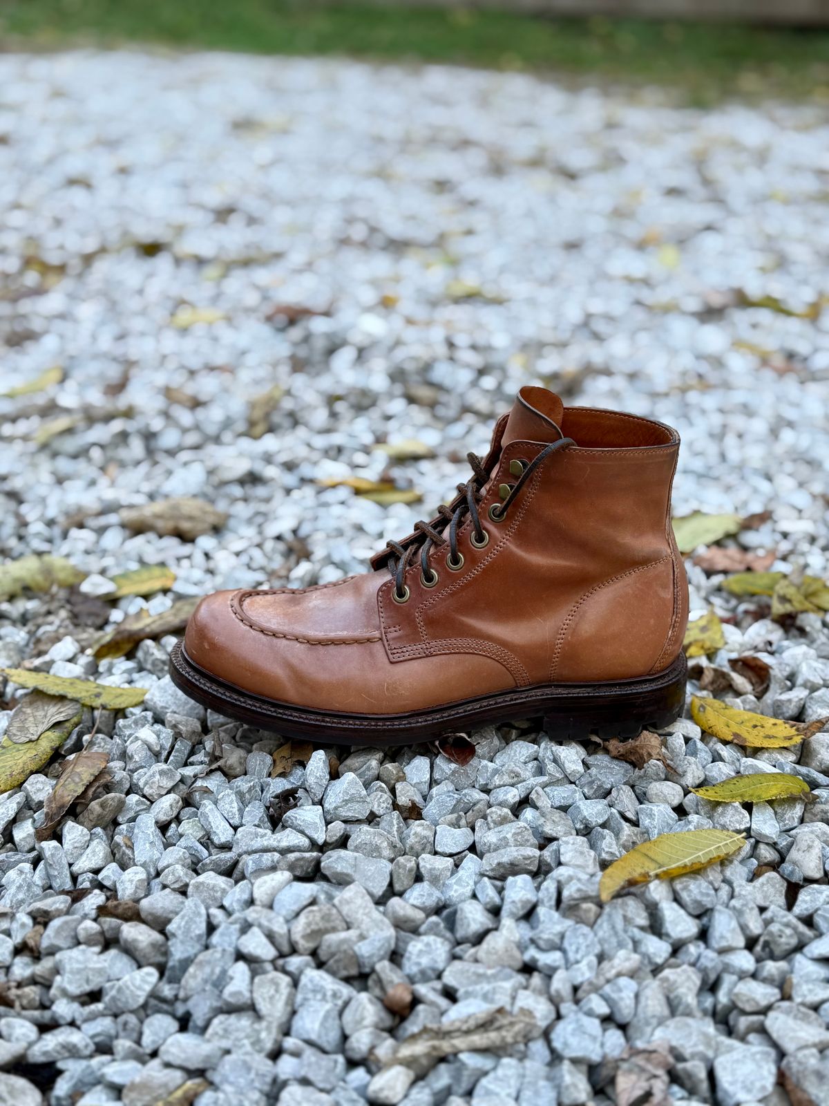Photo by 10000yearsago on November 3, 2025 of the Grant Stone Brass Boot in Horween Honey Glazed Shell Cordovan.