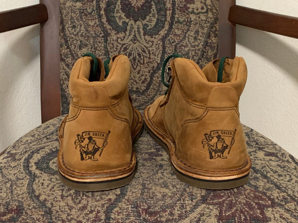 Photo by WVbarefoot on November 4, 2024 of the Jim Green African Ranger Barefoot Boot in Fudge Crazy Horse.