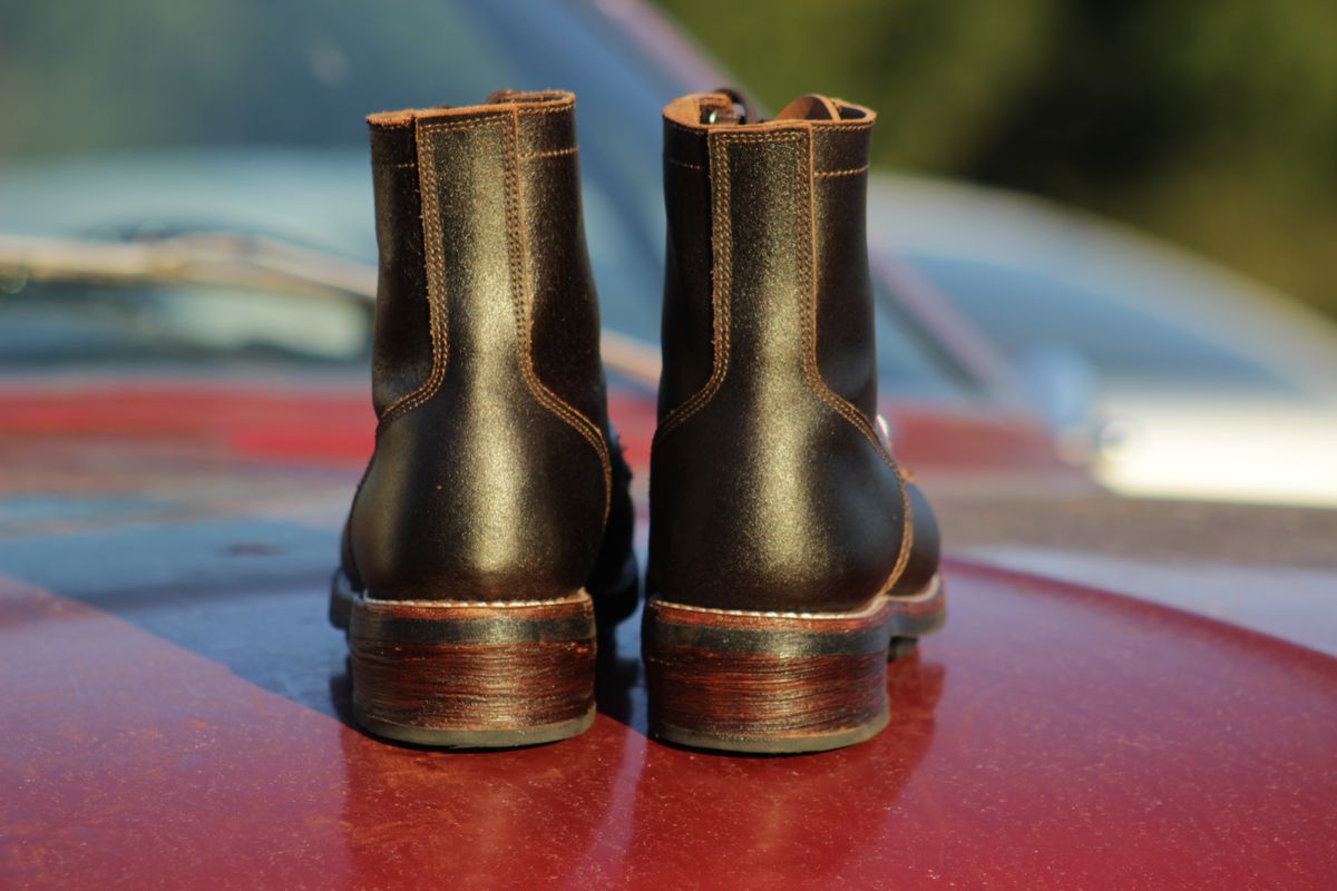 Photo by BoSeven on October 5, 2025 of the Thursday Logger in Horween Waxed Cacao.