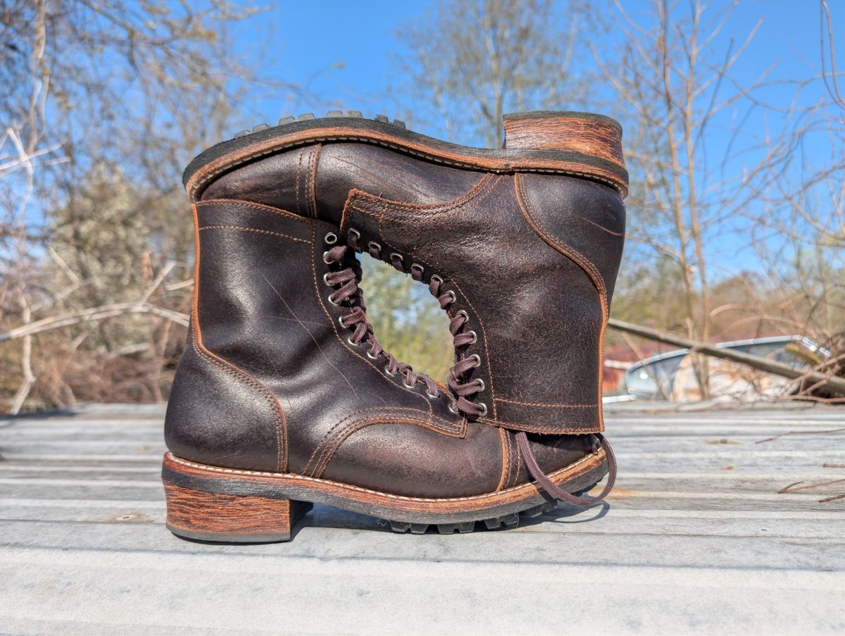 Photo by BoSeven on April 5, 2026 of the Thursday Logger in Horween Waxed Cacao.