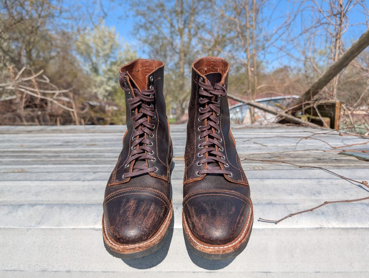 Photo by BoSeven on April 5, 2026 of the Thursday Logger in Horween Waxed Cacao.